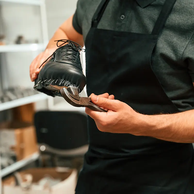 Orthopädischen Schuh anfertigen