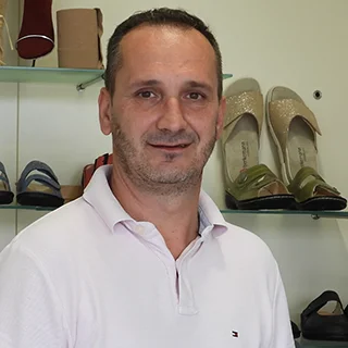 Goran Debro